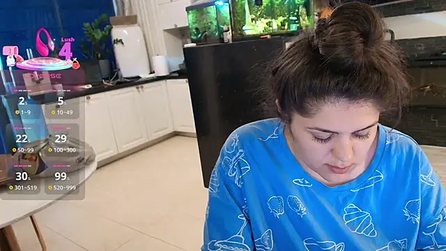 Snapshot of Layla- chatting on 04/30/26, 11:49 Layla- online show from 04/30/26, 11:49