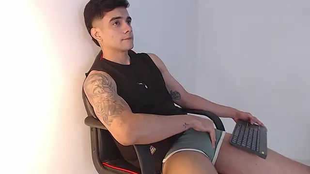 adam levis17 online show from 11/23/25, 05:07