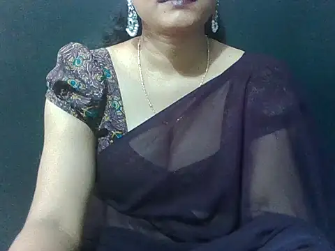 Snapshot of sugandha_bhabhi chatting on 05/31/26, 04:47 sugandha bhabhi online show from 05/31/26, 04:47