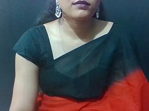 Snapshot of sugandha_bhabhi chatting on 06/13/26, 05:11 sugandha bhabhi online show from 06/13/26, 05:11