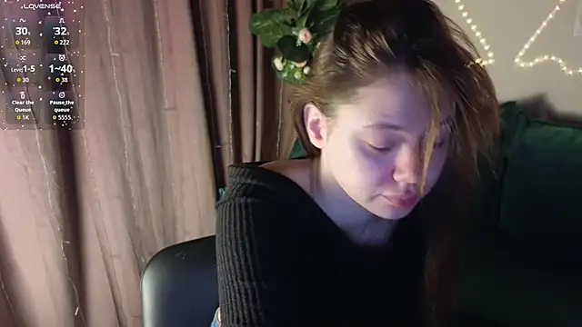 meow mellie online show from 11/16/25, 07:47