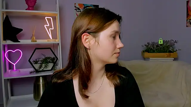 helli belli online show from 03/23/25, 03:21