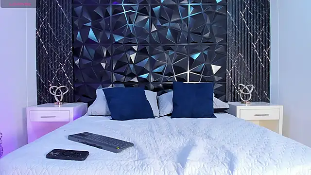 HileySweet online show from 03/18/25, 02:15