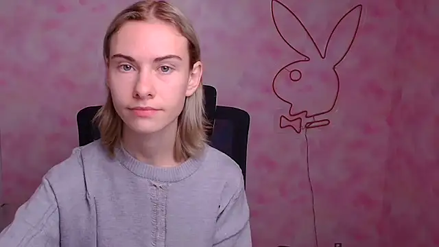 Fiona Night online show from 10/25/25, 05:26