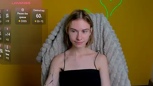 Fiona Night online show from 12/16/25, 12:21