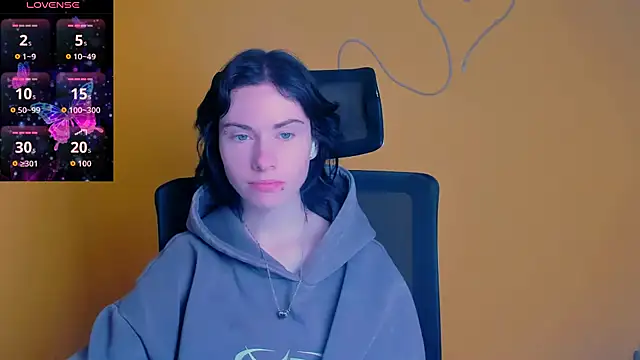 Fiona Night online show from 04/25/26, 05:21