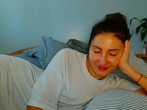 Irina9793 online show from 03/10/26, 09:58