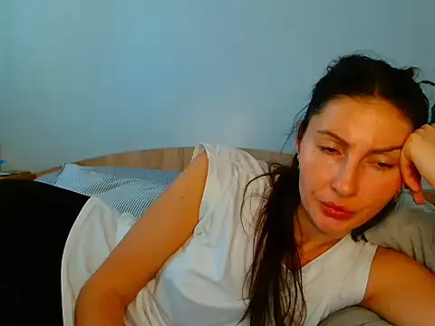 Irina9793 online show from 04/06/26, 08:59