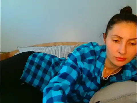 Snapshot of Irina9793 chatting on 05/07/26, 09:25 Irina9793 online show from 05/07/26, 09:25