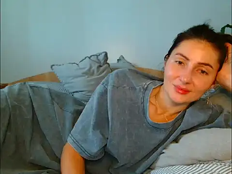 Snapshot of Irina9793 chatting on 05/20/26, 09:37 Irina9793 online show from 05/20/26, 09:37