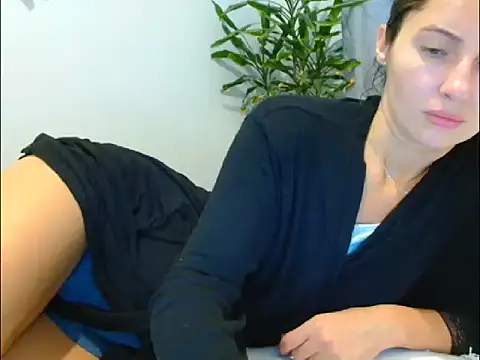 Snapshot of Irina9793 chatting on 07/23/26, 03:32 Irina9793 online show from 07/23/26, 03:32