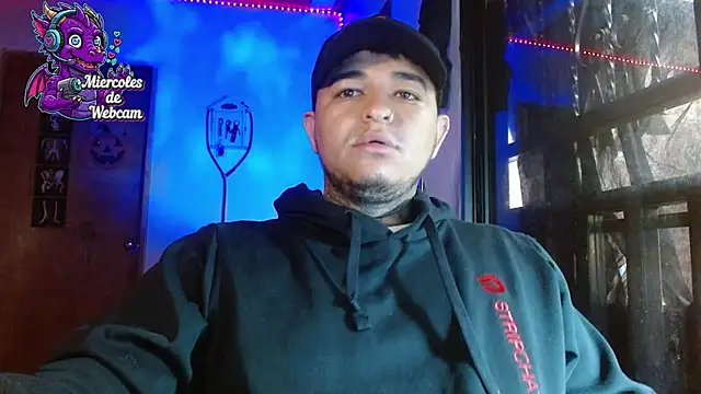 Snapshot of Strip_Classes_Col chatting on 10/29/25, 03:03 Strip Classes Col online show from 10/29/25, 03:03