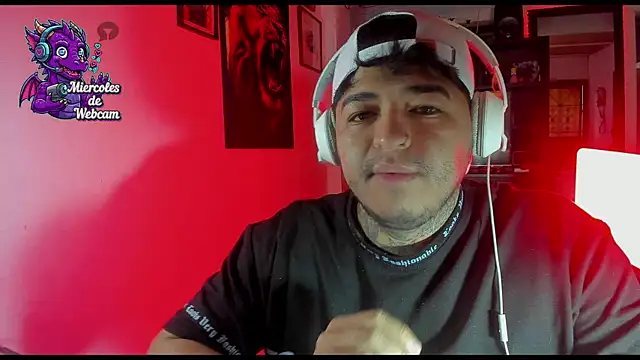 Strip Classes Col online show from 03/25/26, 03:07