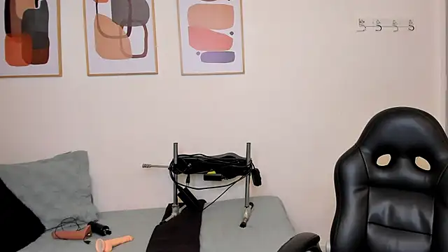 Melissa 23  online show from 09/28/25, 11:26