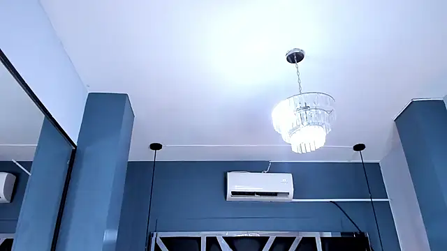 Melissa 23  online show from 11/29/25, 11:46