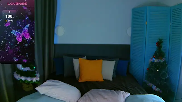 Snapshot of AssolMonet chatting on 12/04/25, 08:01 AssolMonet online show from 12/04/25, 08:01