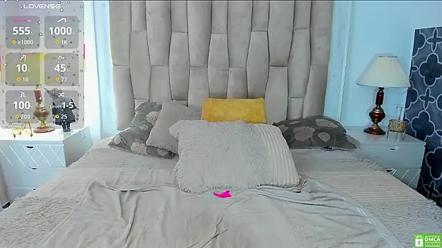 Snapshot of naughty_fox_girl chatting on 02/26/26, 11:26 naughty fox girl online show from 02/26/26, 11:26