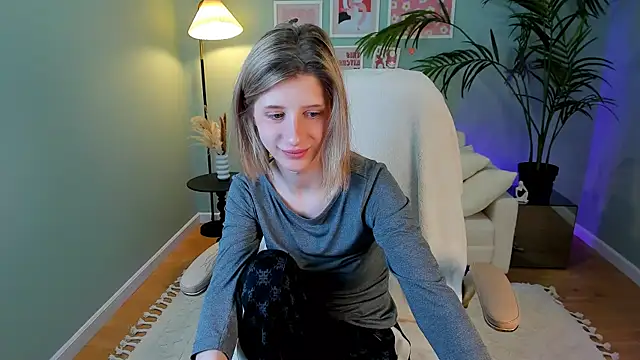 Snapshot of amorearte_m chatting on 03/01/25, 03:53 amorearte m online show from 03/01/25, 03:53