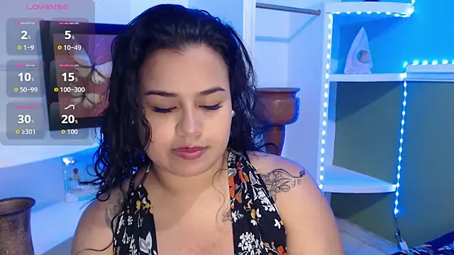 Snapshot of SamanthaSmiithh chatting on 10/13/25, 09:48 SamanthaSmiithh online show from 10/13/25, 09:48