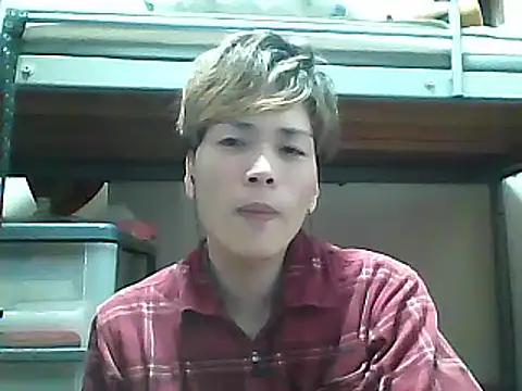 Snapshot of mgnhiroyuki chatting on 03/06/25, 04:49 mgnhiroyuki online show from 03/06/25, 04:49