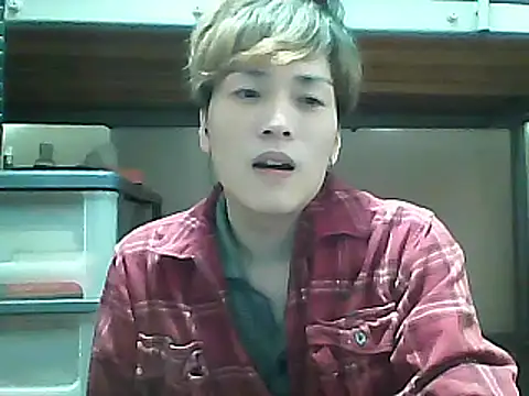 Snapshot of mgnhiroyuki chatting on 03/17/25, 03:29 mgnhiroyuki online show from 03/17/25, 03:29
