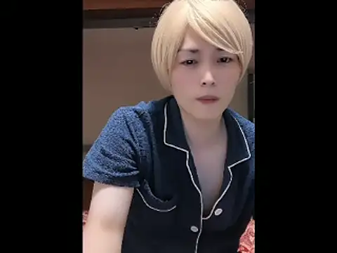 Snapshot of mgnhiroyuki chatting on 10/09/25, 10:02 mgnhiroyuki online show from 10/09/25, 10:02