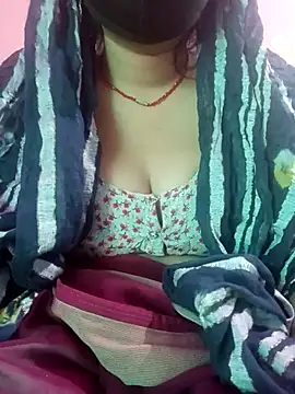 Snapshot of Beautiful_Puja chatting on 03/23/25, 07:31 Beautiful Puja online show from 03/23/25, 07:31