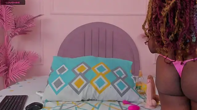 Hanaahquinn online show from 03/16/25, 12:11