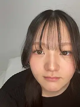 MinaKubo online show from 05/01/26, 10:09
