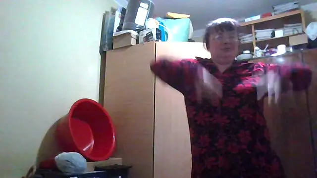 Queen-Elizabeth-25 online show from 03/09/25, 04:05