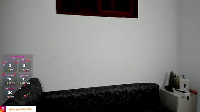 Snapshot of Dylan_Turnerr chatting on 09/23/25, 08:56 Dylan Turnerr online show from 09/23/25, 08:56