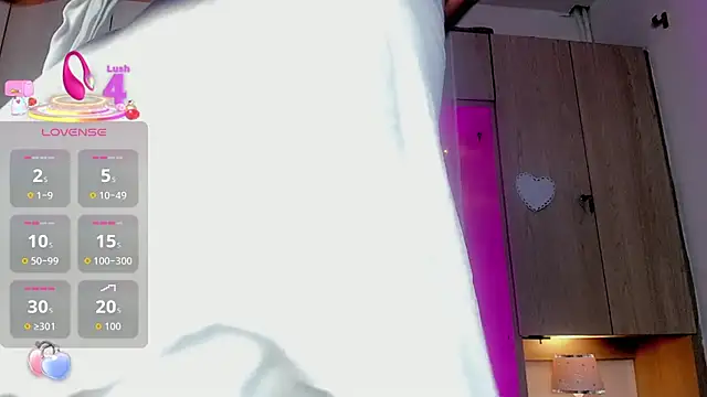 BeverlySteel online show from 11/27/25, 08:00