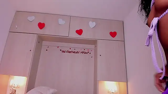 BeverlySteel online show from 02/18/26, 08:05