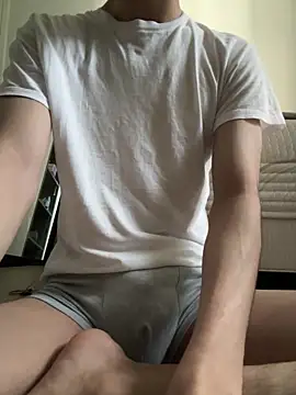 Snapshot of jae_yuu chatting on 03/14/25, 01:59 jae yuu online show from 03/14/25, 01:59