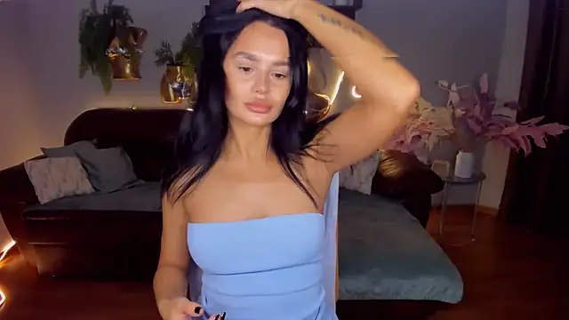 DanaSincere online show from 12/14/25, 06:30