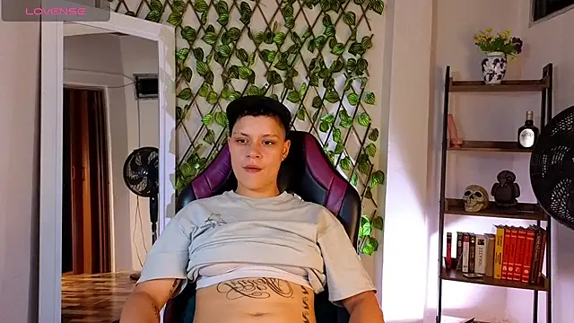 demimoore222 online show from 03/15/25, 01:52