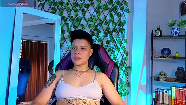 demimoore222 online show from 03/19/25, 09:16