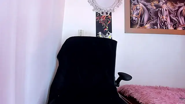 CRAZY-BOY99 online show from 04/04/26, 11:29