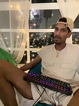 Miguel bigcock online show from 10/28/25, 11:29