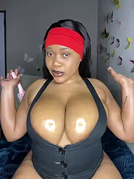 Snapshot of CuteSexyBoobz chatting on 05/14/26, 08:59 CuteSexyBoobz online show from 05/14/26, 08:59