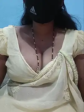 Snapshot of Sexyradha_ chatting on 06/29/26, 05:13 Sexyradha online show from 06/29/26, 05:13