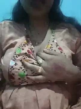 Snapshot of Sexyradha_ chatting on 07/17/26, 08:57 Sexyradha online show from 07/17/26, 08:57