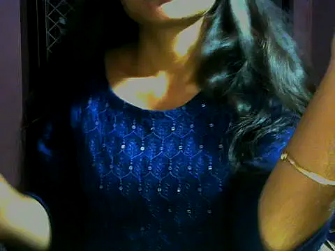 mayra89 online show from 11/08/25, 02:39