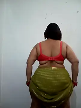 Snapshot of Neha-Bhabhi-Rasily chatting on 05/04/26, 03:35 Neha-Bhabhi-Rasily online show from 05/04/26, 03:35