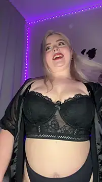 April Vancee online show from 11/28/25, 04:20