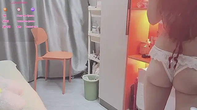 guoguo7777777 online show from 10/15/25, 01:55