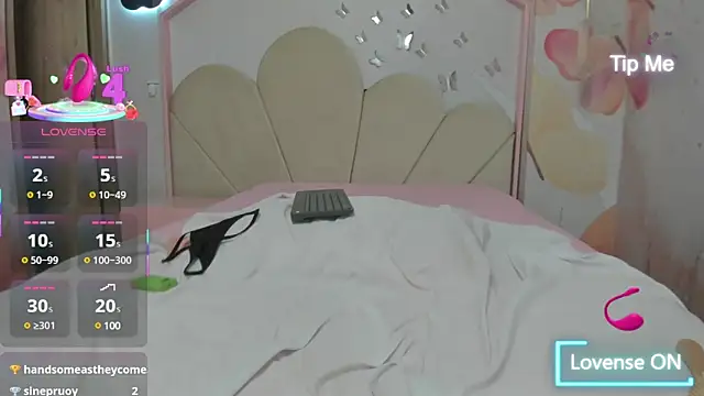 sweetiepeach  online show from 03/02/25, 06:27