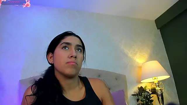 Mia Montess online show from 06/06/26, 05:39