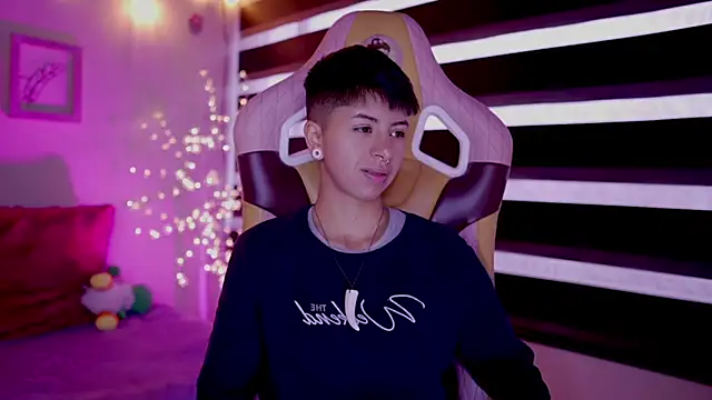 tommy blue online show from 03/14/25, 12:29