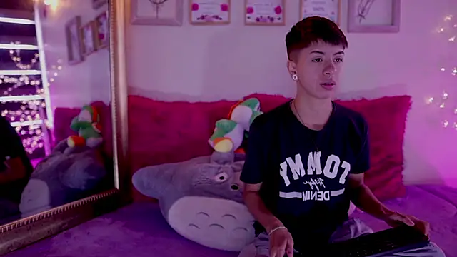 tommy blue online show from 03/15/25, 01:18